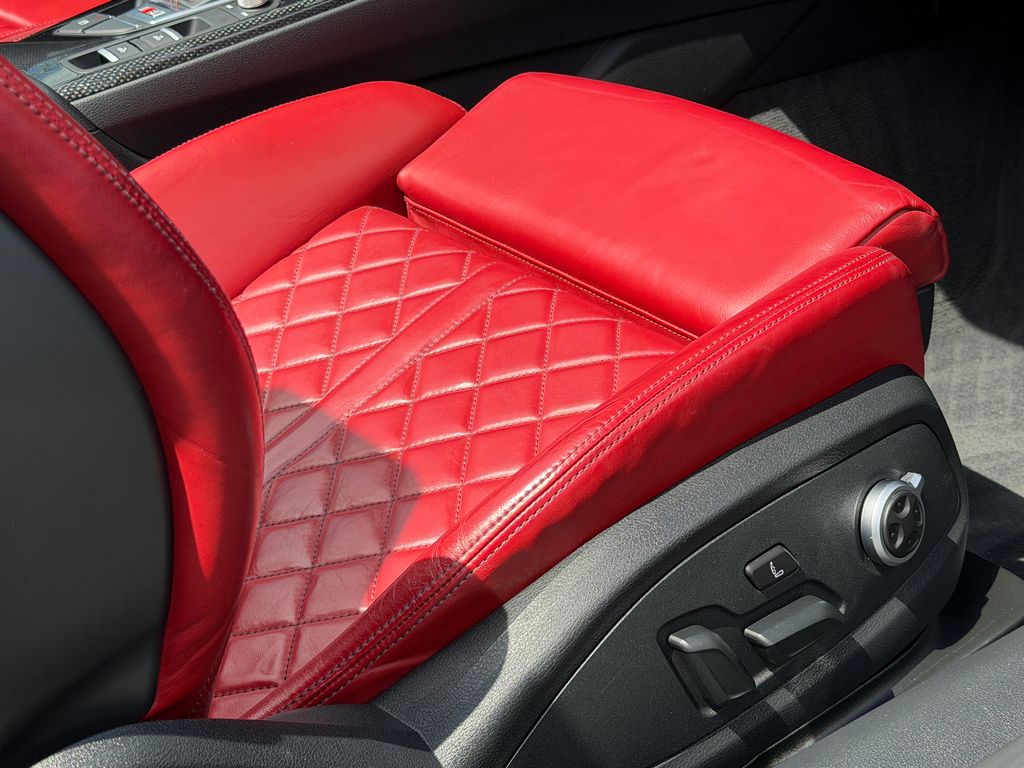 Thumbnail: 2022 Audi S5 - 8