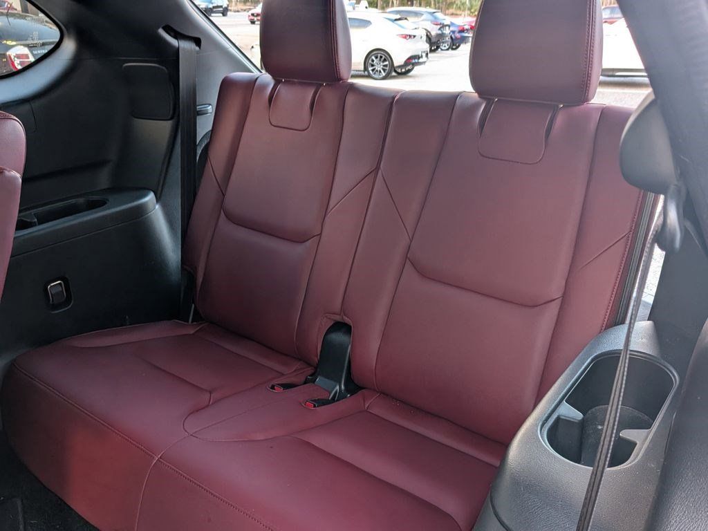 2022 Mazda CX-9 Carbon Edition - 11