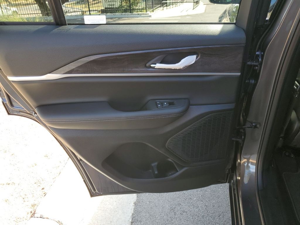 New Car 2025 Jeep Grand Cherokee  Limited For Sale Under $50,000 In Austin, Texas