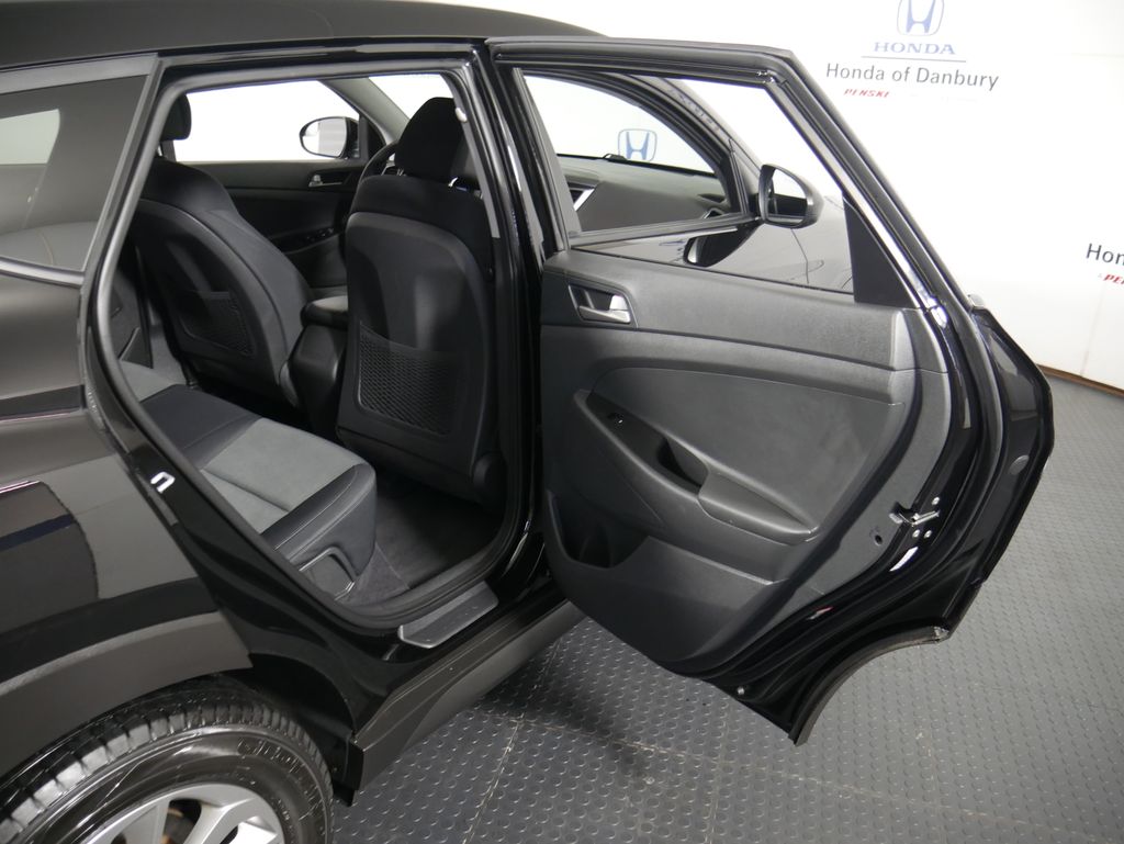 Thumbnail: 2018 Hyundai Tucson - 8