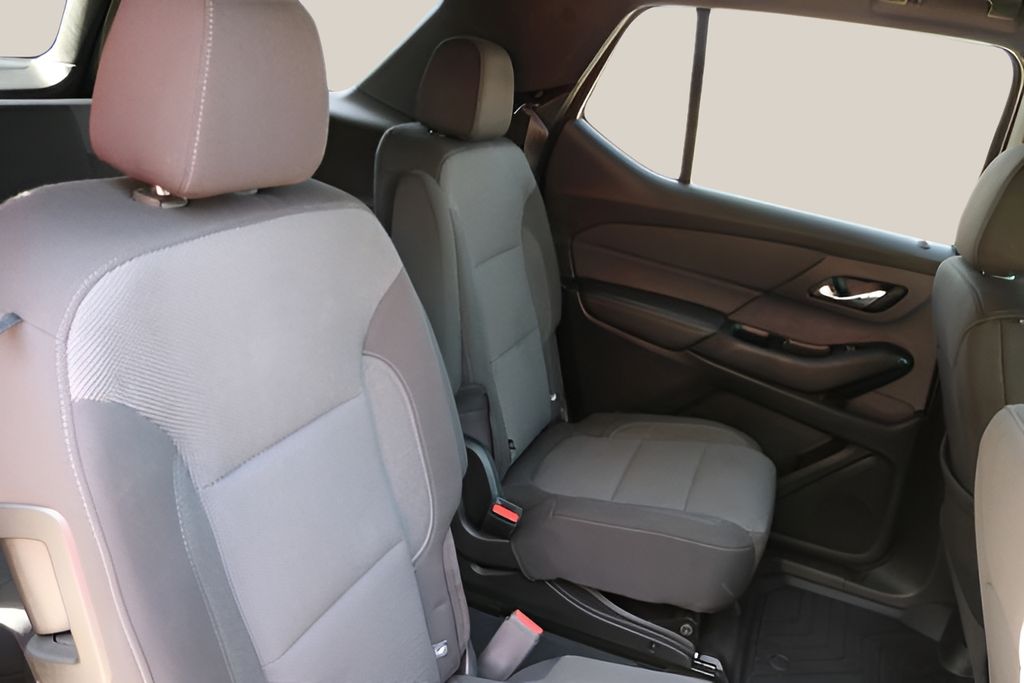 Used Car 2023 Chevrolet Traverse  Lt For Sale Under $30,000 In Austin, Texas