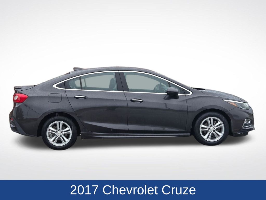 Used 2017 Chevrolet Cruze Premier with VIN 1G1BF5SM2H7148232 for sale in Marshall, Minnesota
