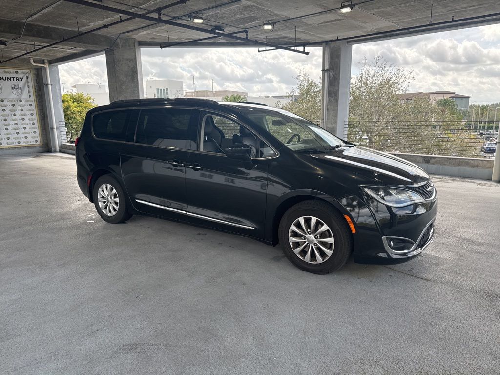 2018 Chrysler Pacifica Touring L