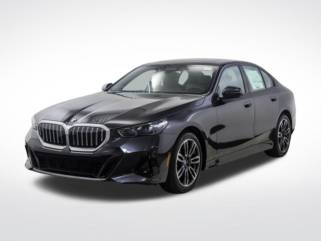 Thumbnail: 2027 BMW 5 Series - 1