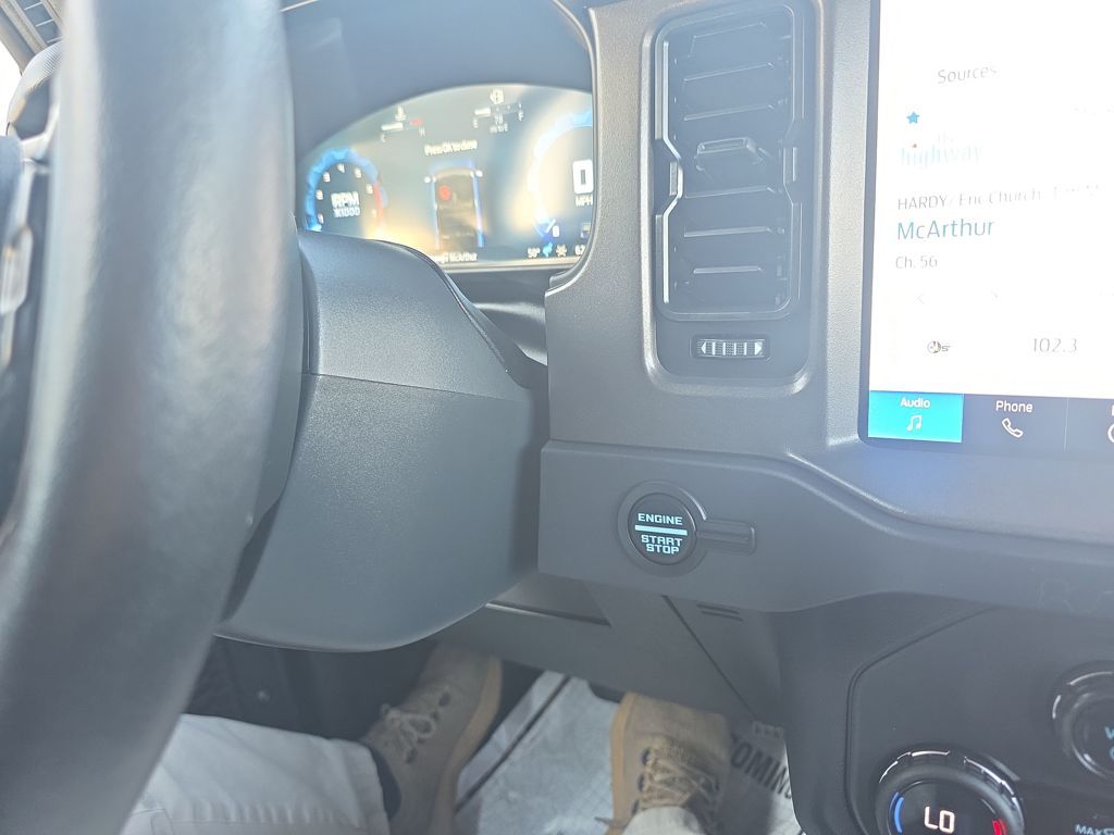 Certified Used 2025 Gray Ford Badlands image 28