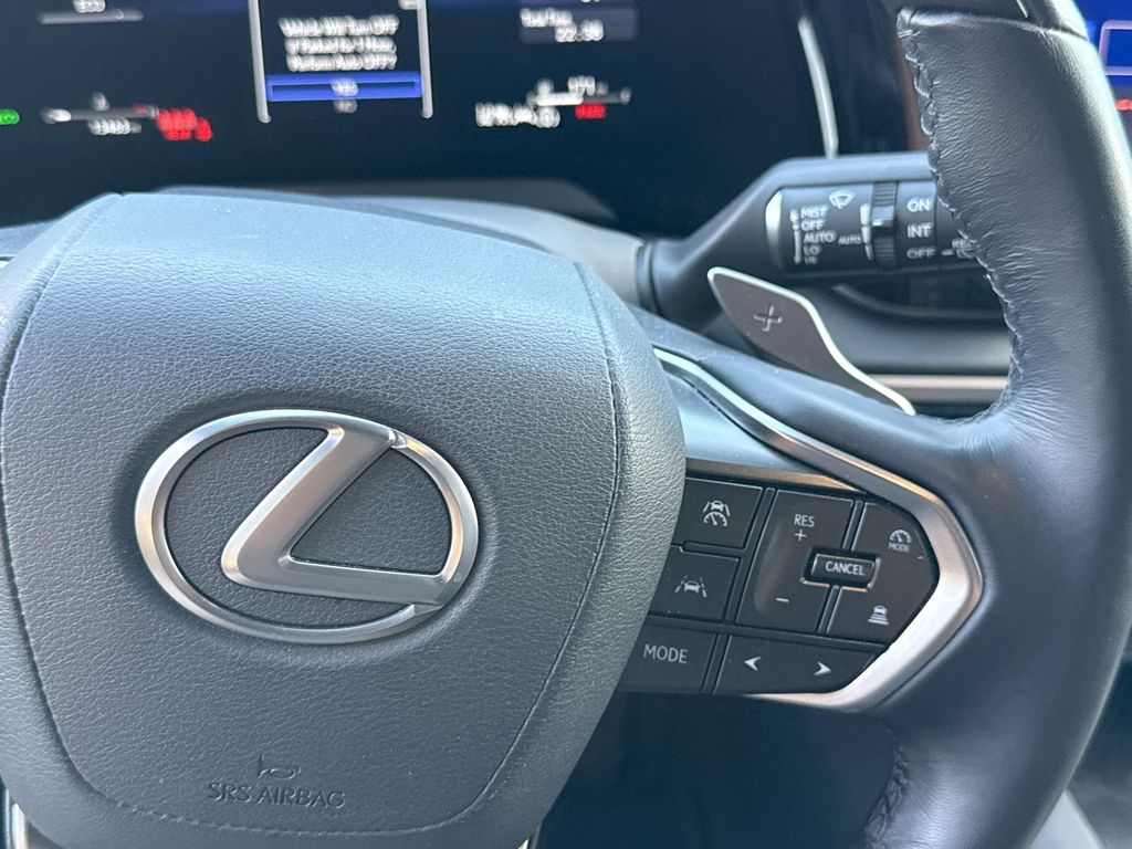 Thumbnail: 2025 Lexus RX - 27
