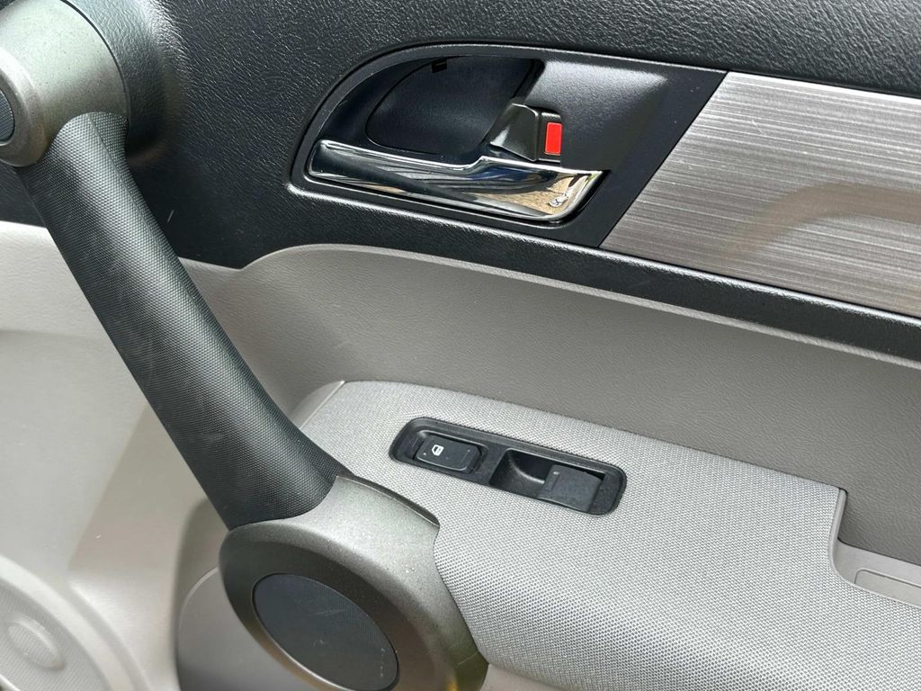 Thumbnail: 2011 Honda CR-V - 18