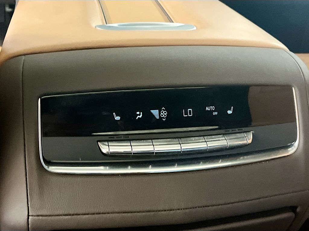 Used 2023 Silver Cadillac Premium Luxury image 25