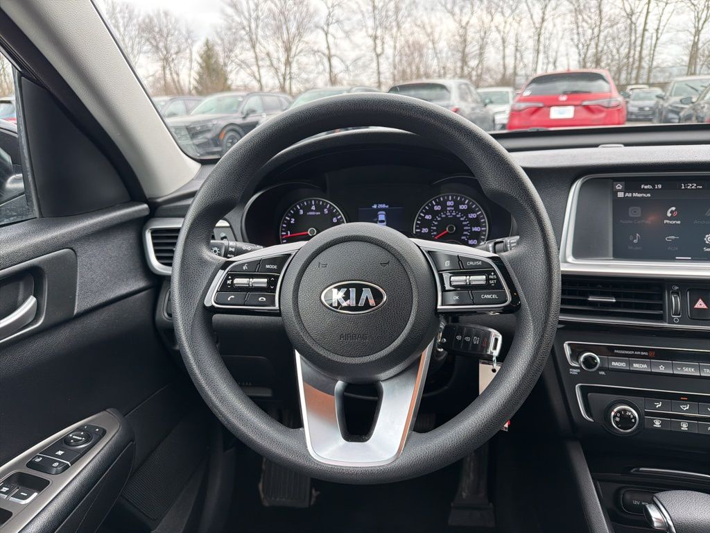 Thumbnail: 2020 Kia Optima - 12