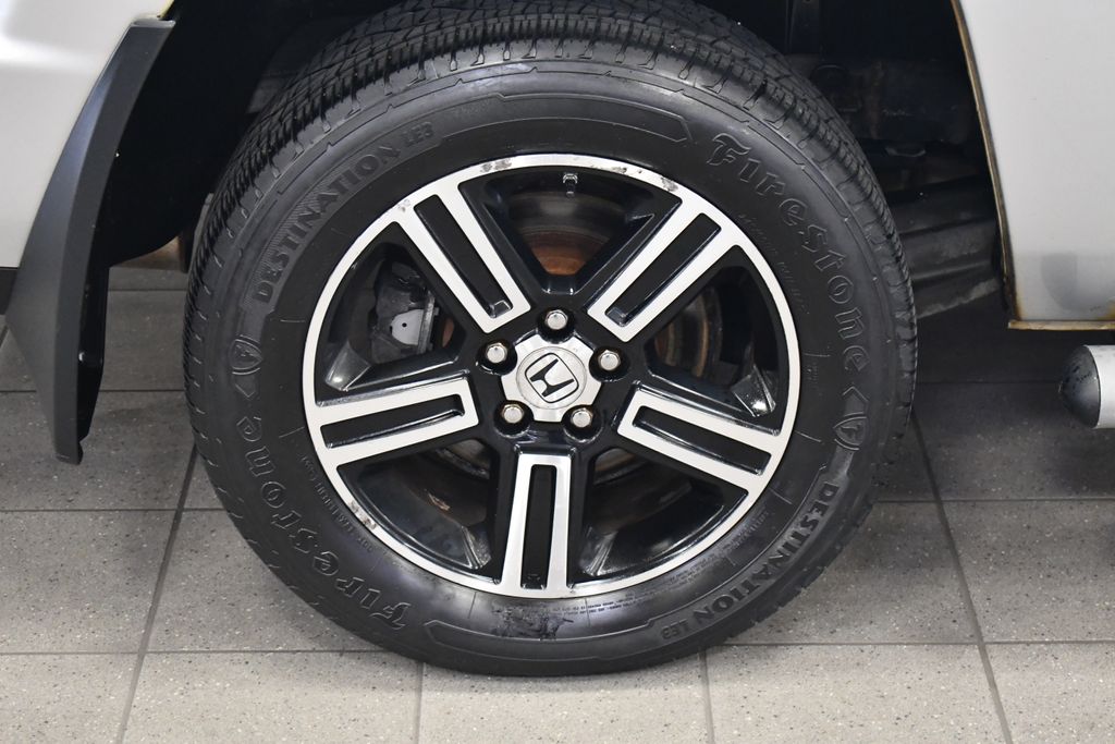 Thumbnail: 2013 Honda Ridgeline - 10