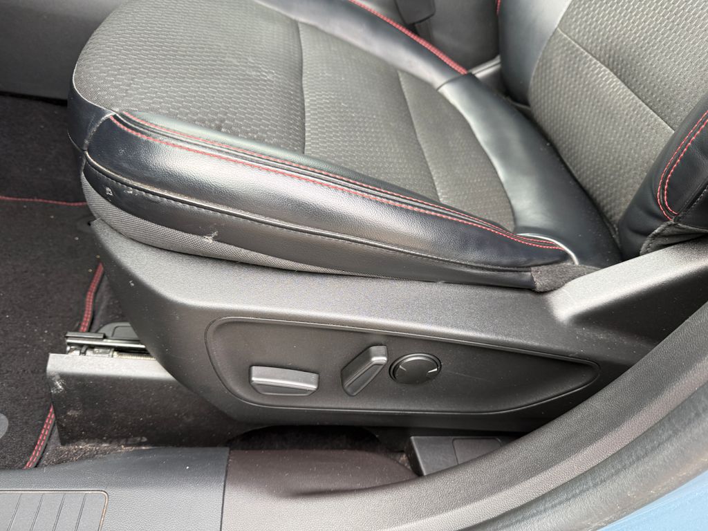 Certified Used 2023 Blue Ford ST-Line image 31