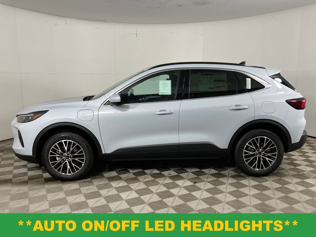 2025 Ford Escape Plug-In Hybrid Base photo 9