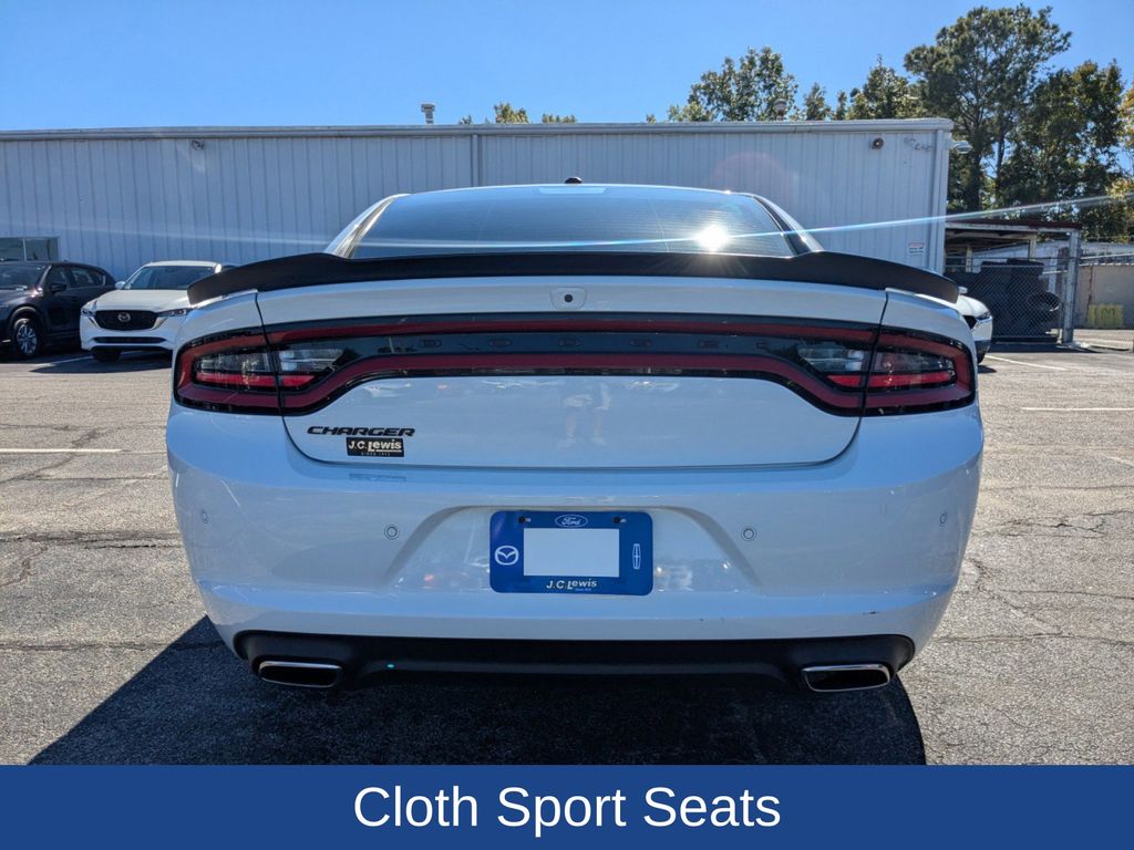 2021 Dodge Charger SXT RWD