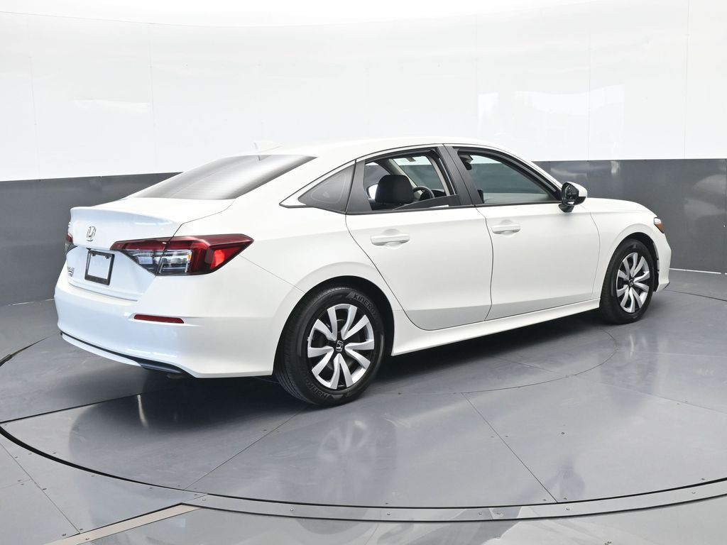 Used 2025 Platinum White Pearl Honda LX image 6