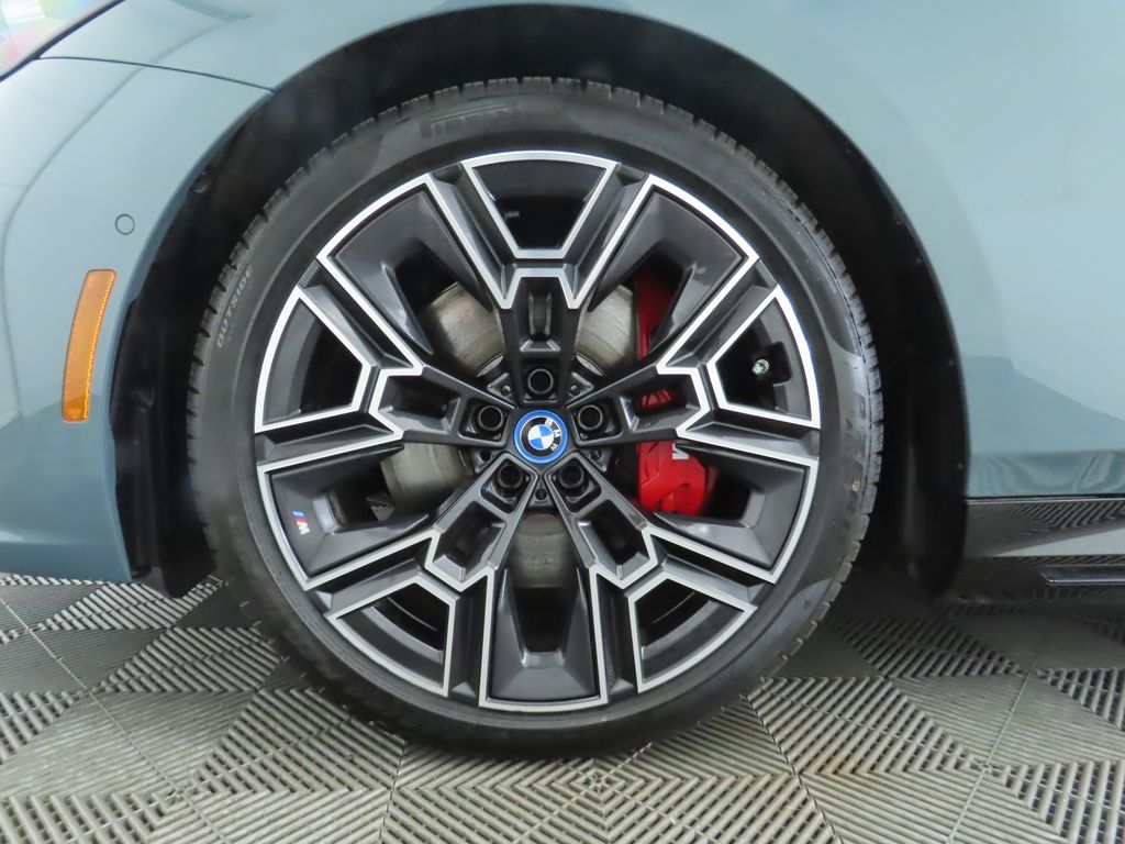 2025 BMW i5 eDrive40 31