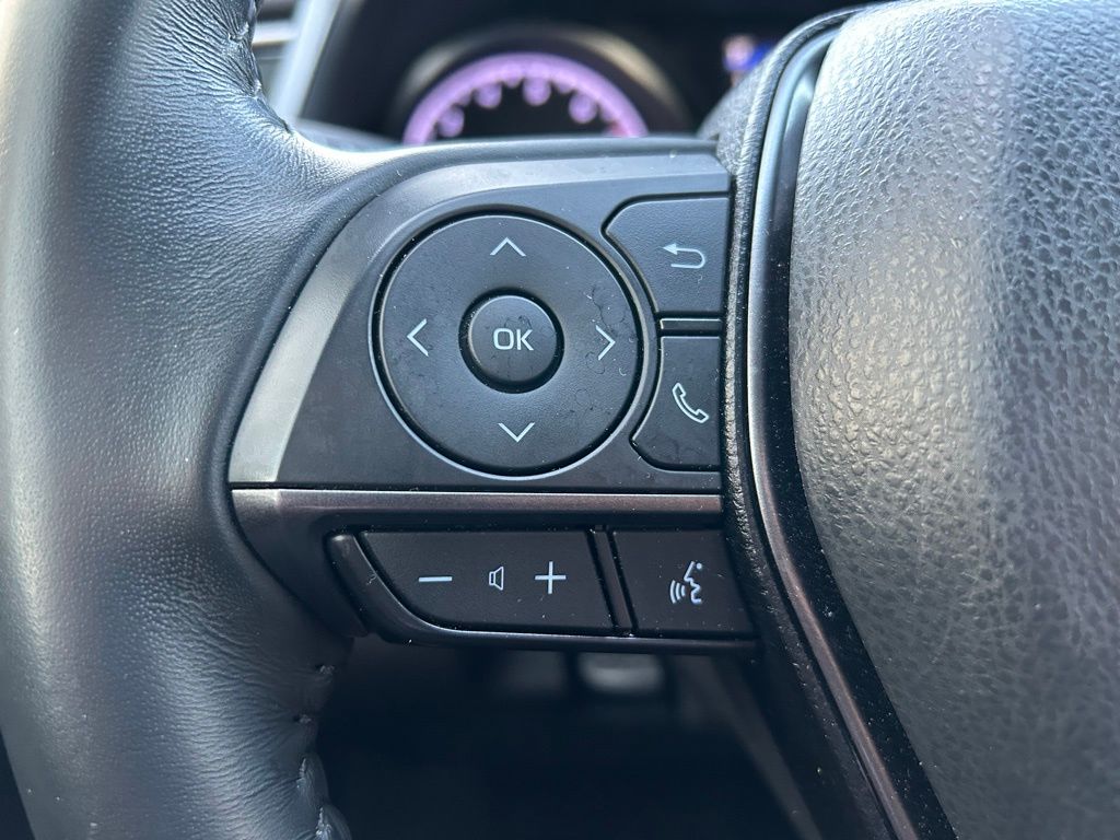 Thumbnail: 2023 Toyota Camry - 20