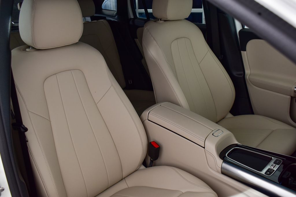 Thumbnail: 2026 Mercedes-Benz GLA - 28