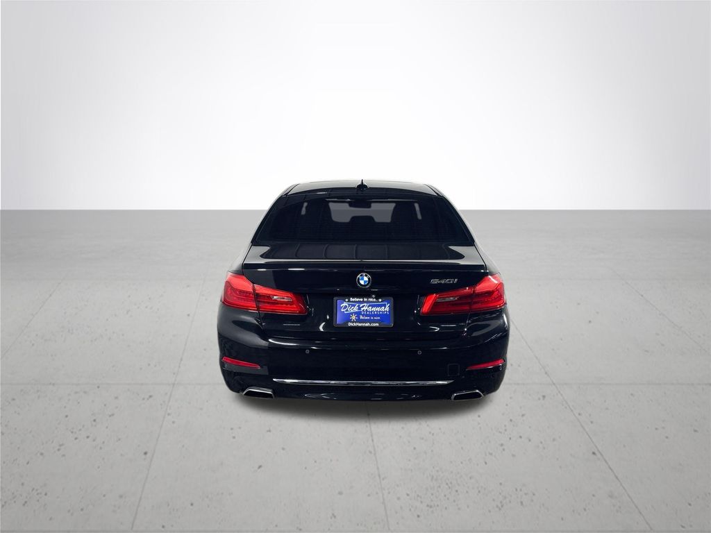 2017 BMW 5 Series 540i