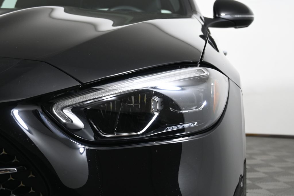 Thumbnail: 2025 Mercedes-Benz C-Class - 10