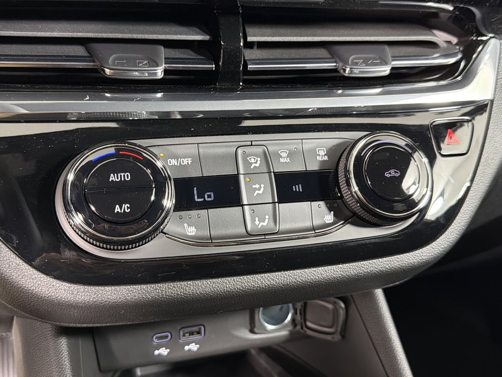 new 2026 Buick Envista car, priced at $30,325