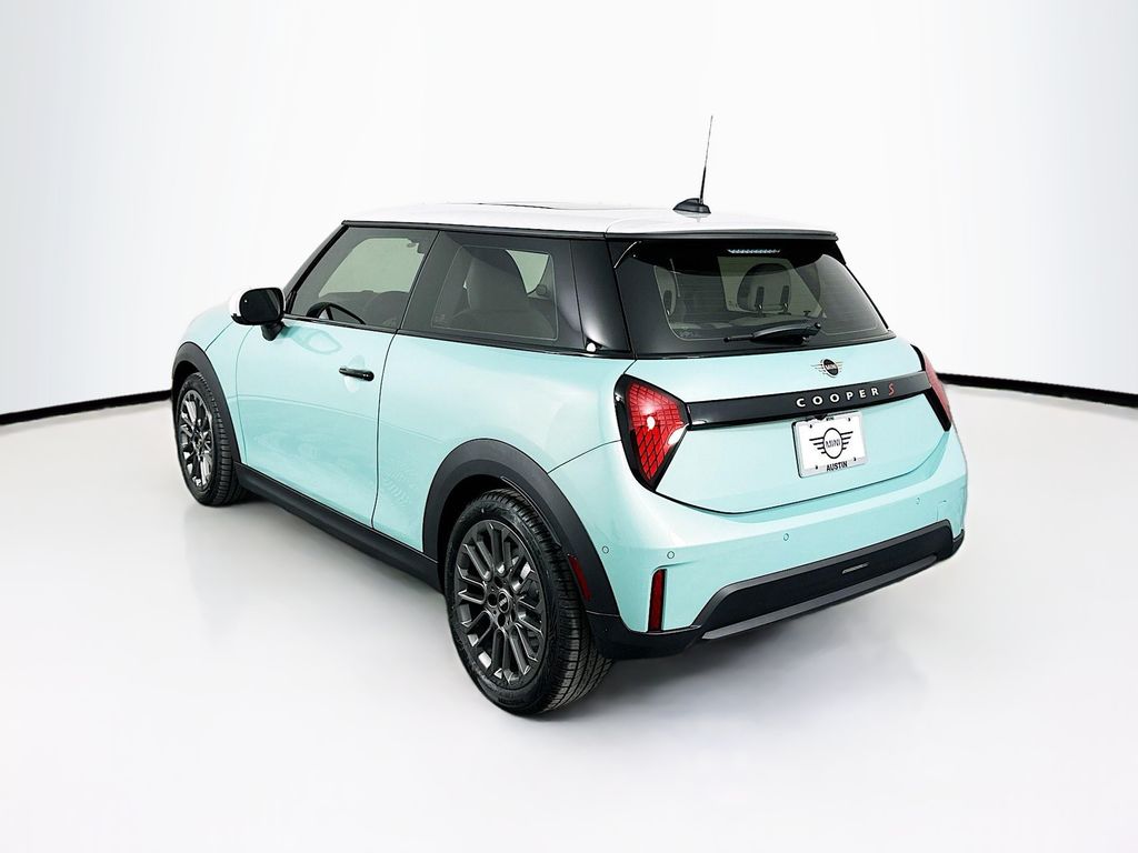 2025 MINI Cooper S 7