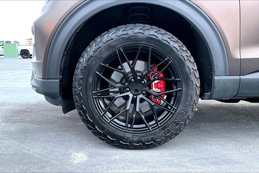 Used 2023 Gray Ford ST image 8