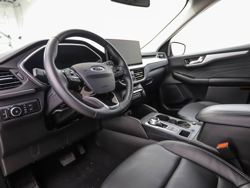 2024 Ford Escape Platinum 10