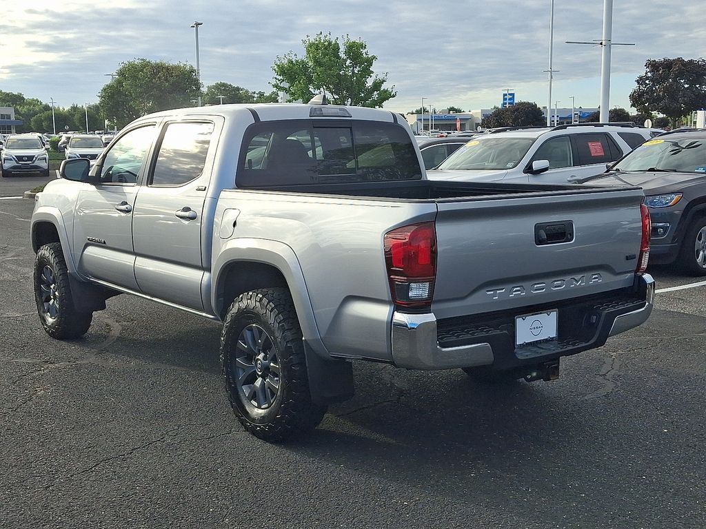 Thumbnail: 2022 Toyota Tacoma - 4