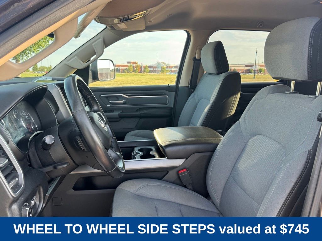 2019 Ram 1500 Big Horn/Lone Star Crew Cab 4x4 6'4" Box
