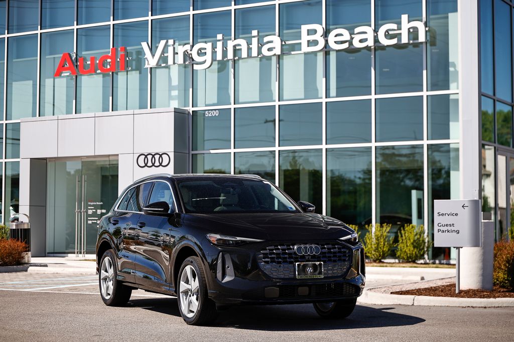 Mythos Black Metallic 2026 Audi Q5 SUV / Crossover All-Wheel Drive 7-Speed Automatic
