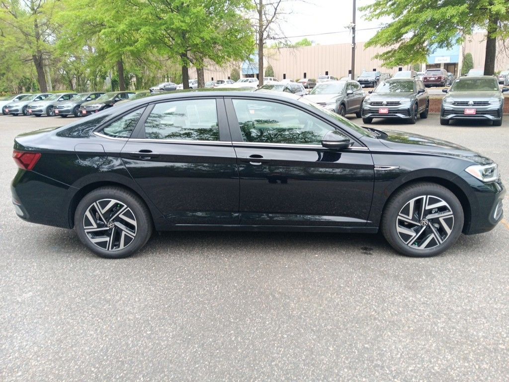 2024 Volkswagen Jetta 1.5T SEL 6