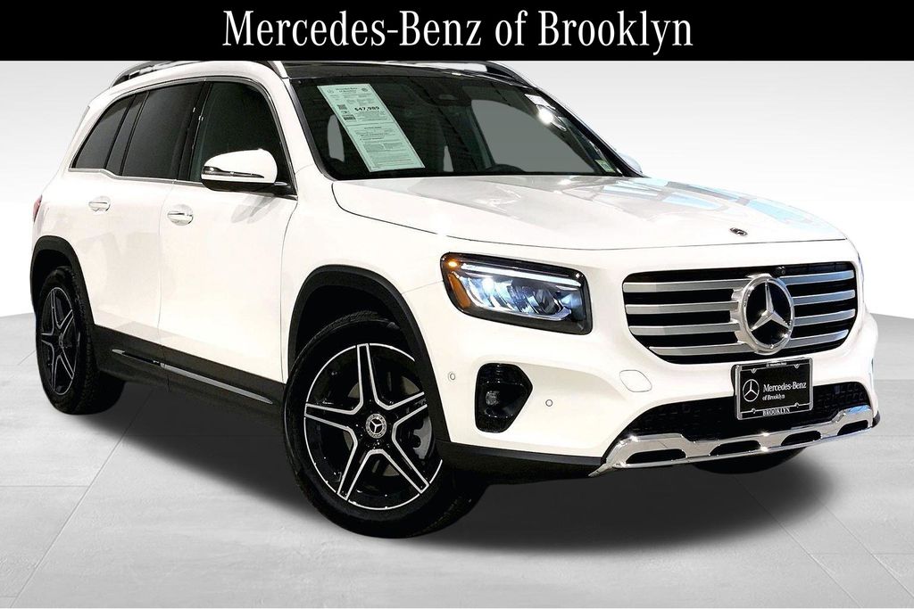 Polar White 2026 Mercedes-Benz GLB SUV / Crossover All-Wheel Drive 8-Speed Dual Clutch