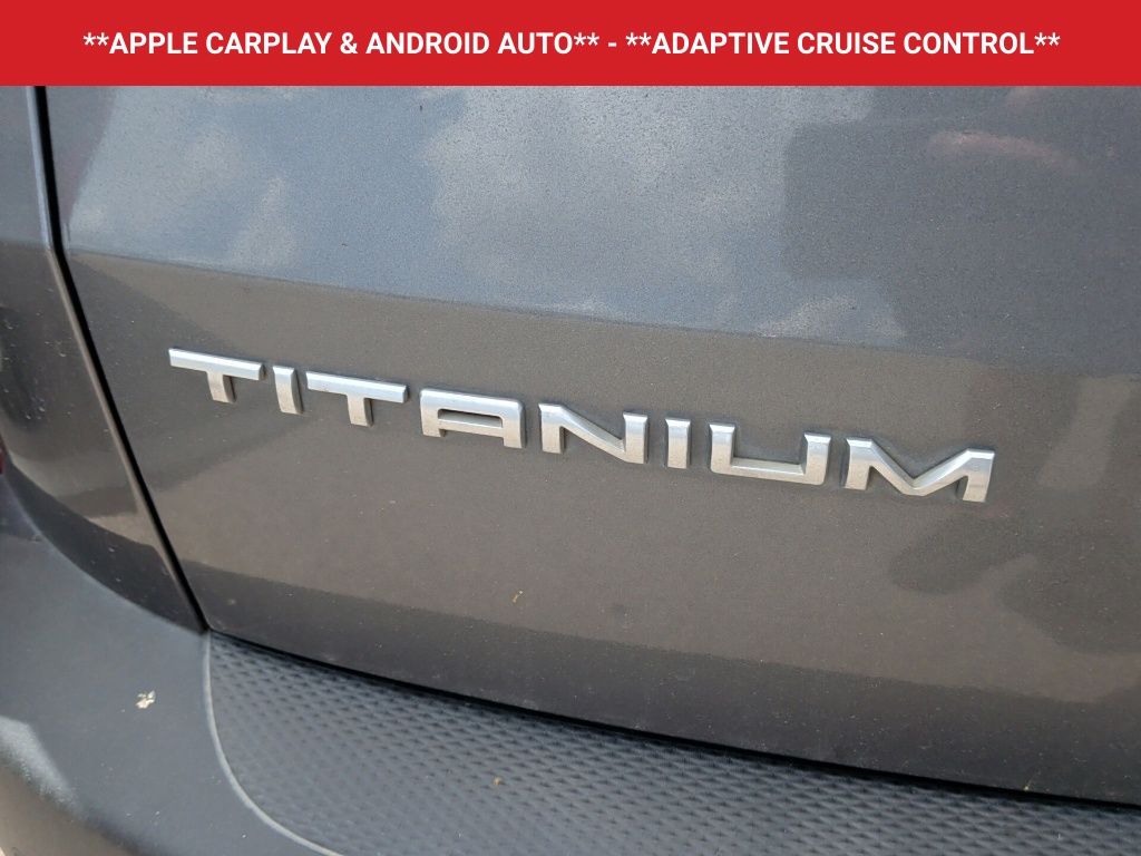 2022 Ford Escape Plug-In Hybrid Titanium - 6