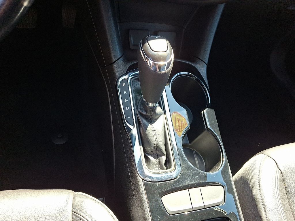 2017 Chevrolet Cruze — photo 16