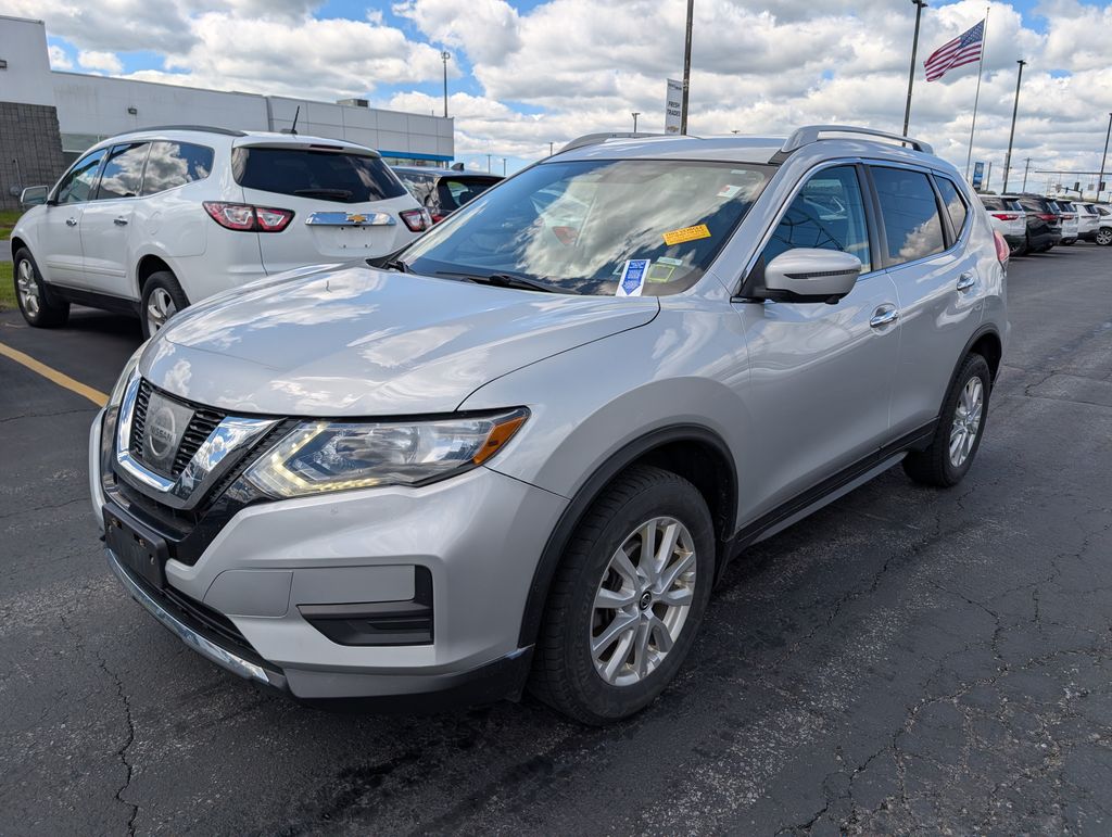 Used 2017 Silver Nissan SV image 5