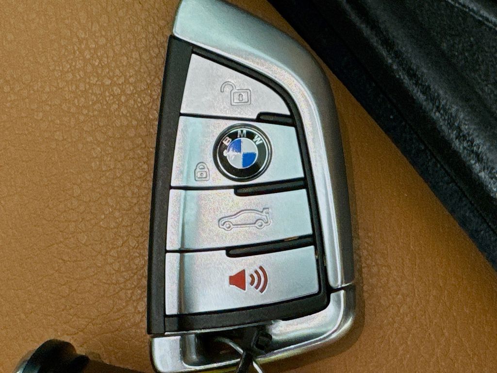 Used Car 2020 Bmw 5 Series  540i Xdrive For Sale Under $30,000 In Austin, Texas