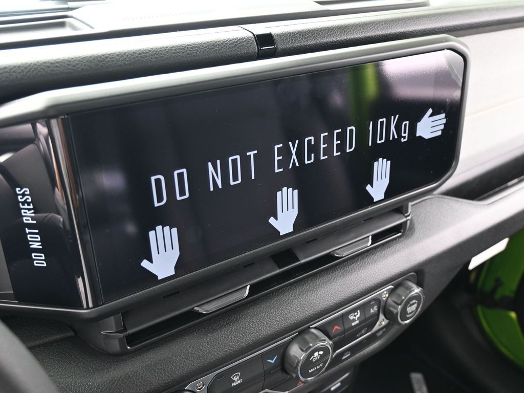 New 2026 mojito Jeep Sport image 18