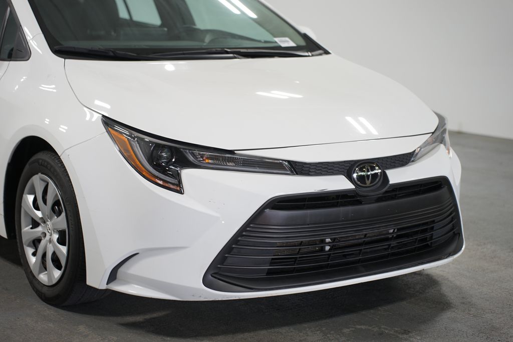 2023 Toyota Corolla LE 4
