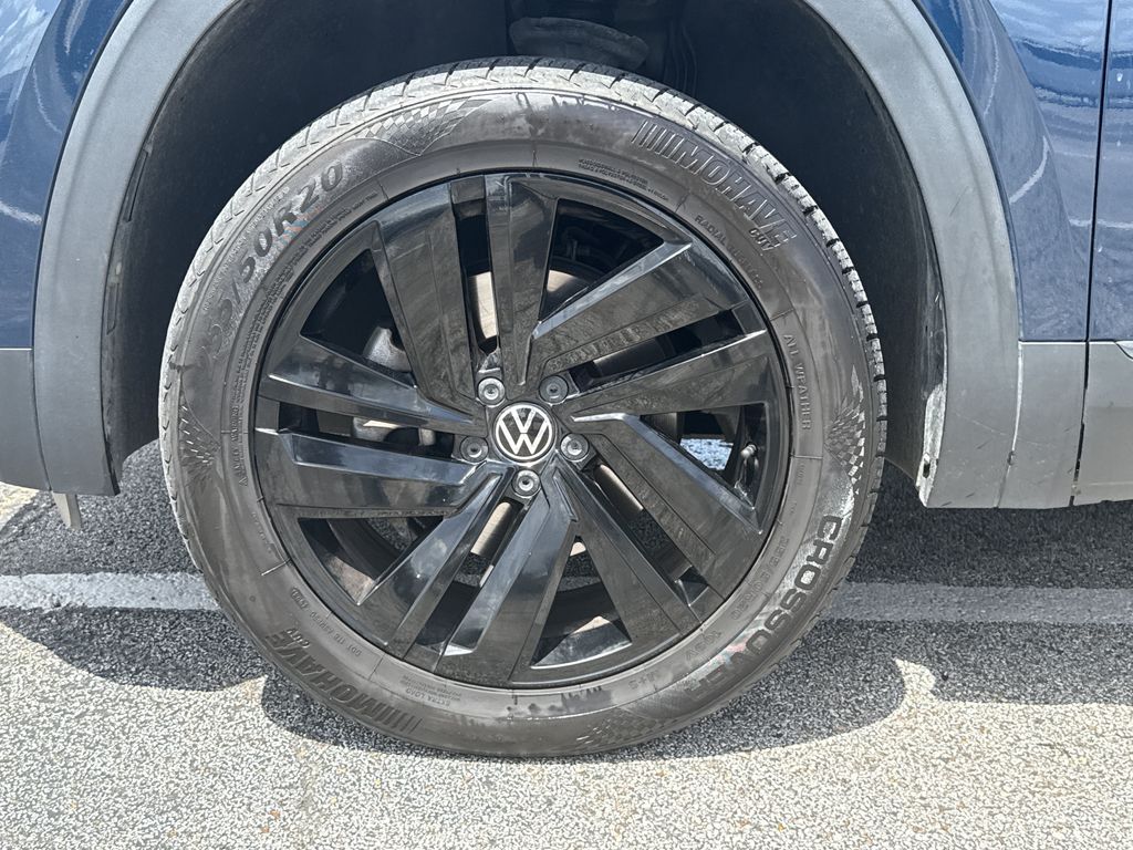 2022 Volkswagen Atlas Cross Sport 3.6L V6 SE w/Technology Blue at DeMontrond Auto Country