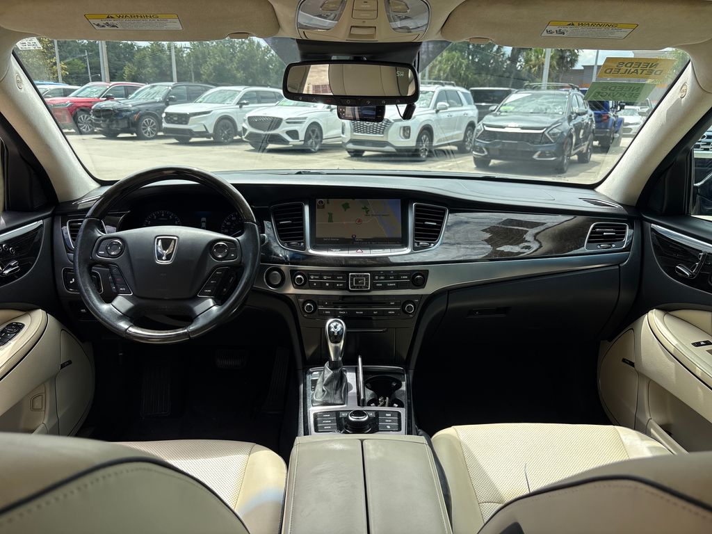 Used 2015 Gray Hyundai Signature image 7