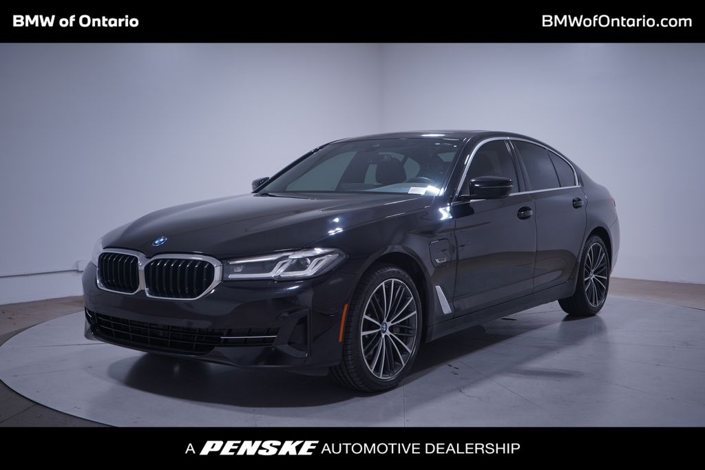 Thumbnail: 2022 BMW 5 Series - 1