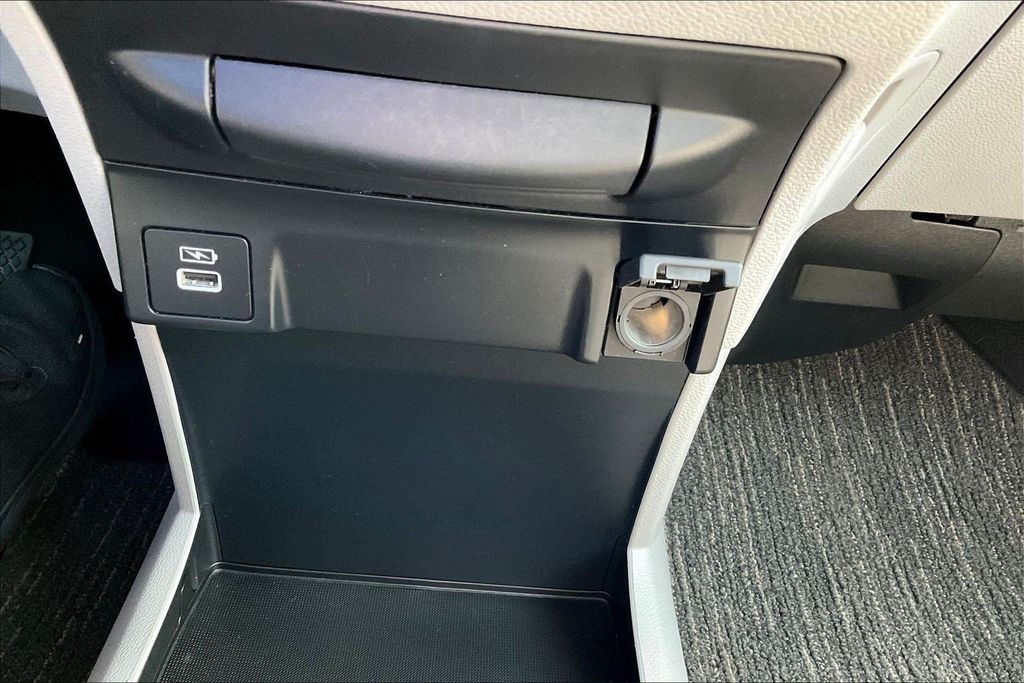 Used 2021 Honda Odyssey Van