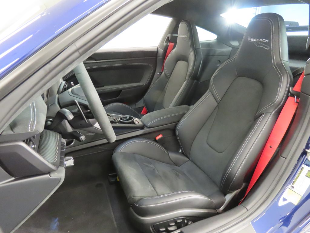 Thumbnail: 2026 Porsche 911 - 5