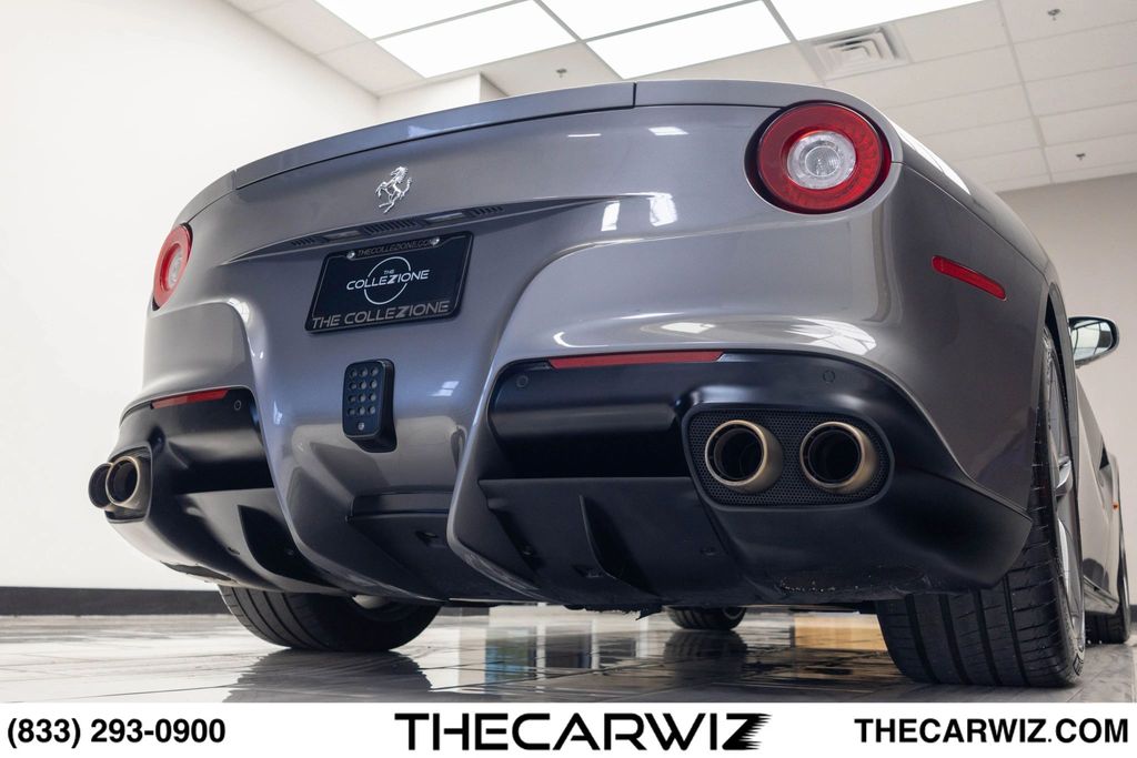 2016 Ferrari F12