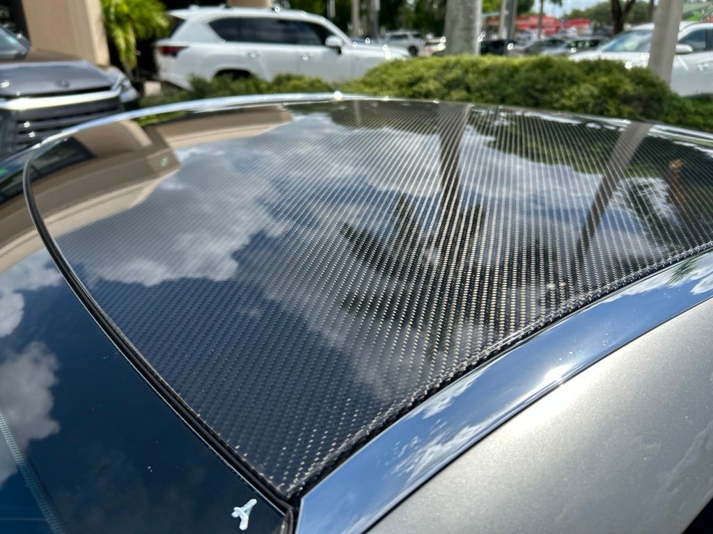 Used 2018 Silver Lexus 500 image 15
