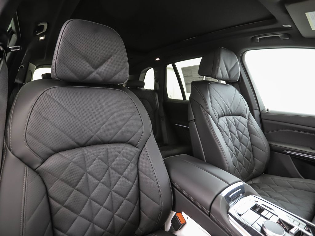 Thumbnail: 2026 BMW X5 - 32