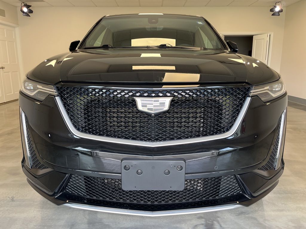 used 2023 Cadillac XT6 car, priced at $42,950