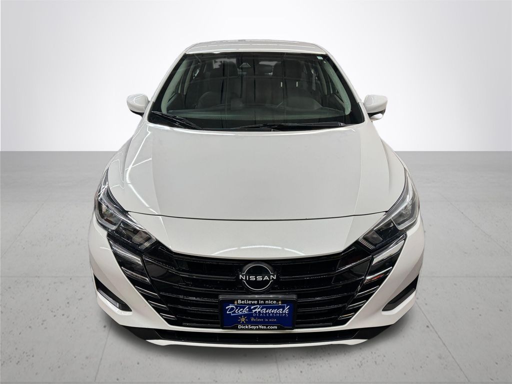 2024 Nissan Versa 1.6 SV