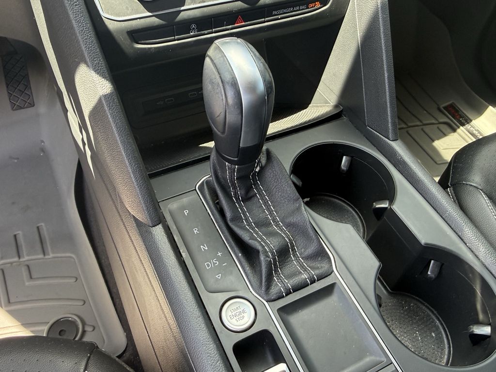 2023 Volkswagen Atlas 2.0T SE Silver at Cook Ford