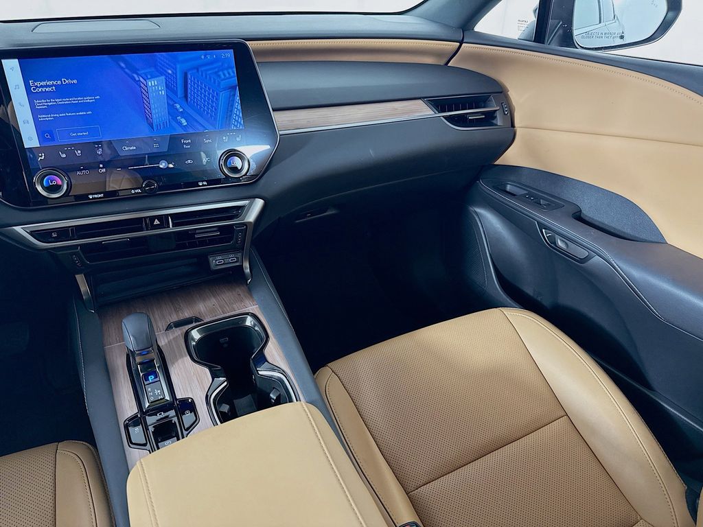 Thumbnail: 2025 Lexus RX - 25